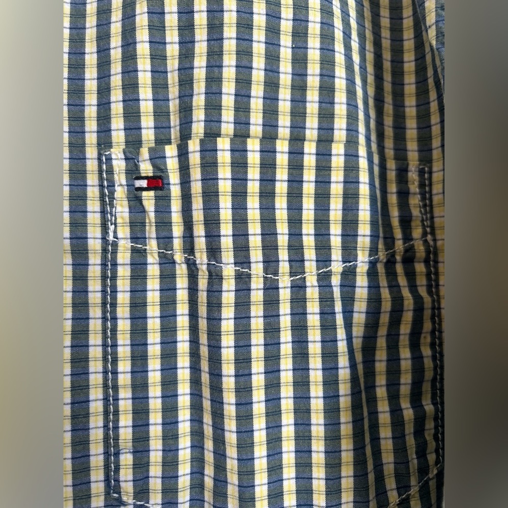Tommy Hilfiger Button Shirt classic fit size large 100% cotton - Picture 6 of 10